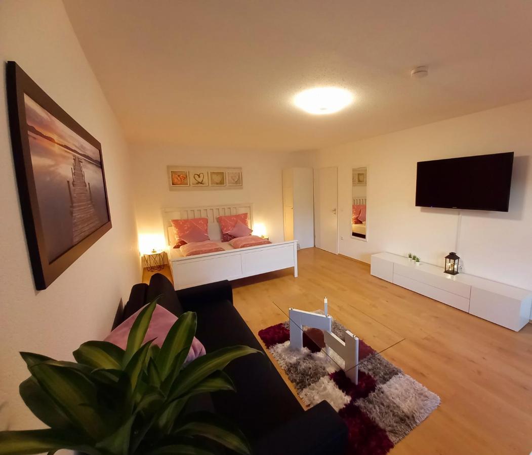 Ferienwohnung Am Waldsee Mit Schwimmbad 盖恩斯巴赫 外观 照片