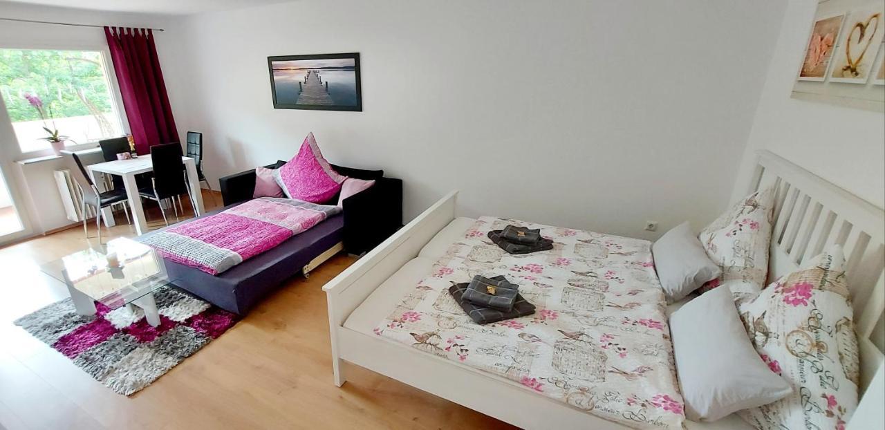 Ferienwohnung Am Waldsee Mit Schwimmbad 盖恩斯巴赫 外观 照片